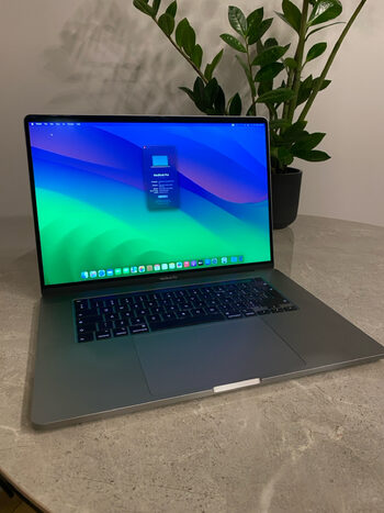 Apple MacBook Pro 16 (2019) Intel i9-9880H Intel Radeon Pro 5500M / 16GB DDR4 / 1024GB NVME / 100 Wh / 339S00458 / Silver