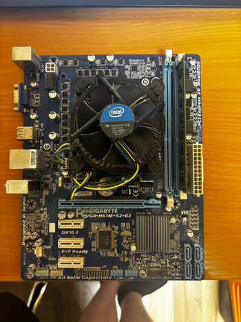 Gigabyte GA-H61M-S2-B3 Intel H61 Micro ATX DDR3 LGA1155 1 x PCI-E x16 Slots Motherboard