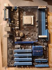 ASUS M4N68T V2 + amd phenom ii + 2x2gb ram