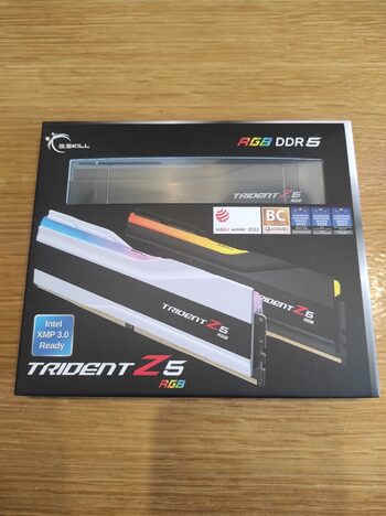 Trident z5 DDR5-6000 32gb (16 x 2) - naujos