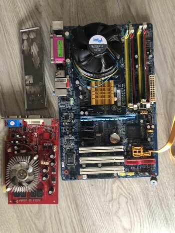 gigabyte 945pl-s3 + intel core 2 duo + 2gb ram 