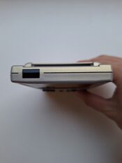 Buy Gameboy color itin retas silver pikemon special editionPuikios būklės, viskas ištestuota ir veikia. Tvarkingi originalūs lipdukai ant nugarėlės, rodantys autentiškumą. Taip pat pridedu naują pakuotę Panasonic baterijų.