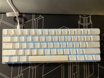 MAGEGEE MK-STAR 61. Red switches