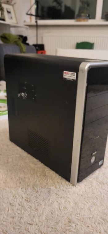 ASUS stacionarus kompiuteris