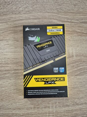 Corsair Vengeance LPX 16 GB (2 x 8 GB) DDR4-3200 Black PC RAM