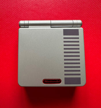 Game Boy Advance SP pantalla IPS Nintendo NES