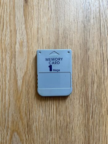 PS One SCPH-102 White su pulteliu ir atminties kortele