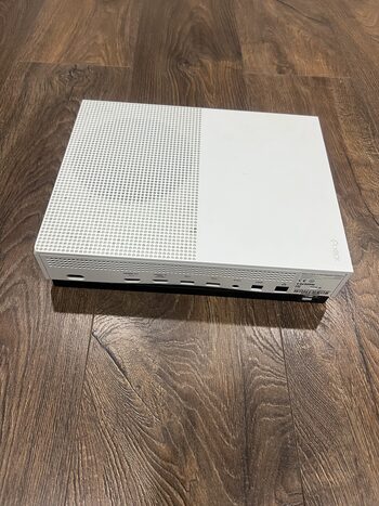 Xbox one s Baltas korpusas