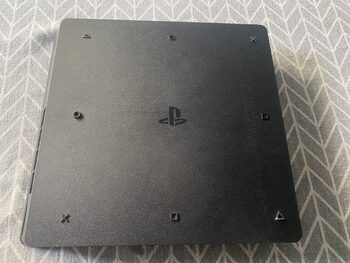 PS4 Slim, Black, 1TB, FIFA 20 EDITION.