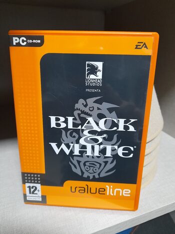 Videojuego pc black white 