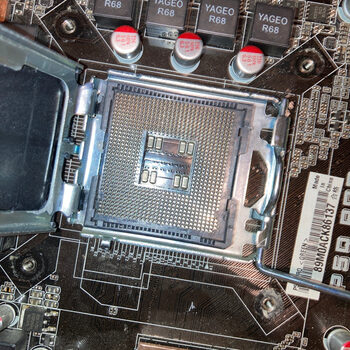 Asus P5QProTurbo Intel P45 ATX DDR2 LGA775 2 x PCI-E x16 Slots Motherboard for sale