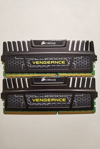 Corsair Vengeance 8 GB (2 x4 GB) DDR3-1600 PC RAM