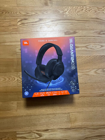 Comprar JBL Quantum 200 ausines