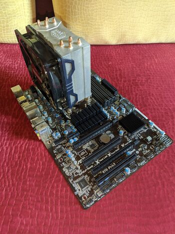 Carte Mère ASRock 970 Extreme4 Socket AM3+ - ATX - ⚠️ NE FONCTIONNE PAS / POUR PIÈCES ⚠️