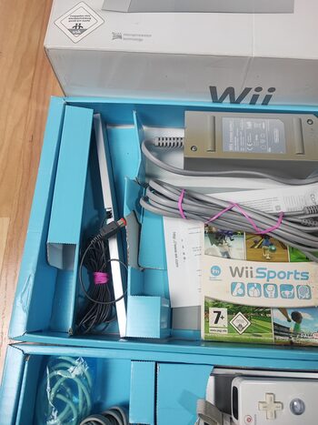 Get Nintendo Wii, White, 512MB