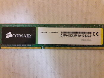 Corsair 4 GB (1 x 4 GB) DDR3-1333 Black / Silver PC RAM