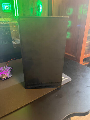 unocero - Existe un Xbox Series X del tamaño de un refrigerador y funciona