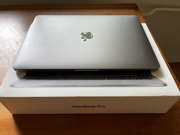 Apple MacBook Pro 13 Arm-based Apple M1 Arm-based M1 8-core / 16GB DDR4 / 256GB NVME / 58.2 Wh / Wi-Fi 6 AX201 / Silver