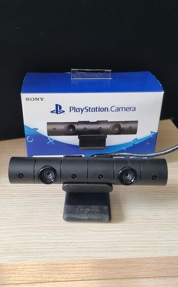 Playstation 4 v2 kamera su dėžute