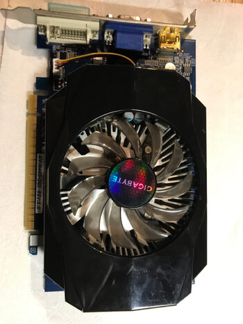 Gigabyte GeForce GT 440 2 GB 810 Mhz PCIe x16 GPU