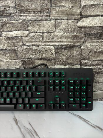 Buy Razer Huntsman Black (Razer Purple)