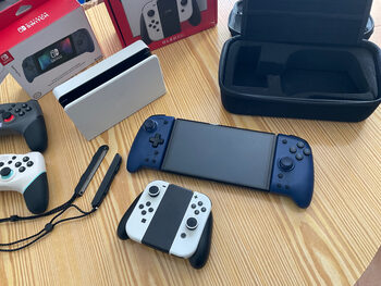 Nintendo Switch OLED blanca + accesorios 