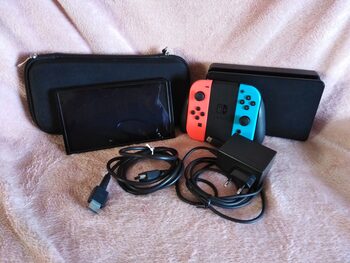 Nintendo Switch OLED + 6 juegos