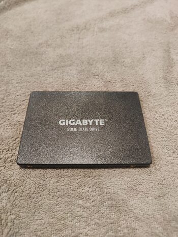 Gigabyte 120 GB SSD Storage