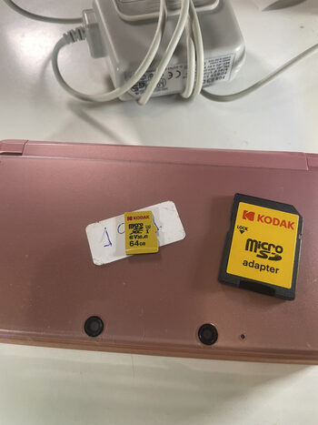 Nintendo 3DS Rosa (+ Tarjeta 64GB) for sale