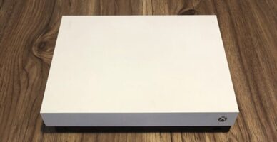 Xbox One X, White, 500GB