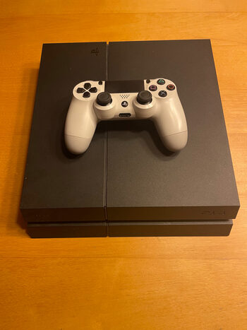 Play Station 4 