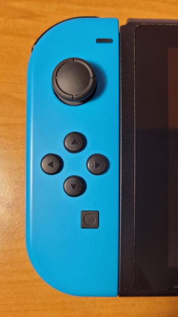 Nintendo Switch V2, Blue & Red, 32GB