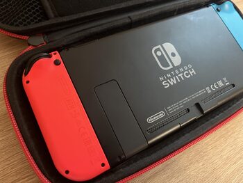 Nintendo Switch, Blue & Red, 32GB su Mario žaidimu