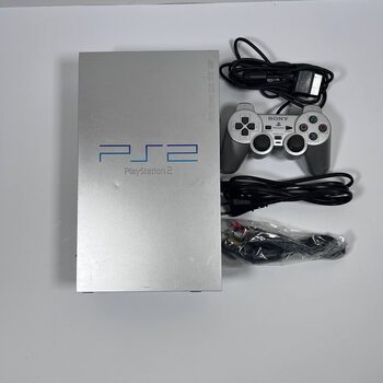 PlayStation 2, Silver + Controller and Cables