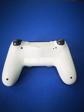 PS4 DualShock puikiai veikiantis pultas/pultelis