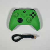 Xbox Wireless Controller – Velocity Green