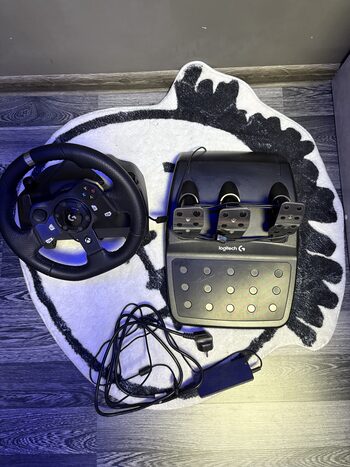 Logitech G920 Su pedalais