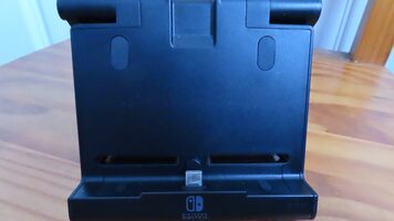 Redeem Nintendo Switch V1 con 2 mandos y extras