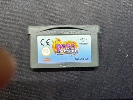 Spyro: Season of Ice Game Boy Advance