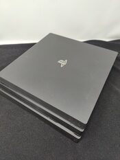 PS4 Pro atrištas PlayStation 4 Pro, Black, 1TB HEN 9.00 du pultai, su žaidimais