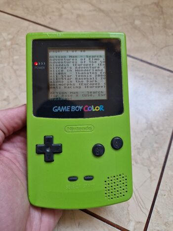 Game Boy Color su daug žaidimų