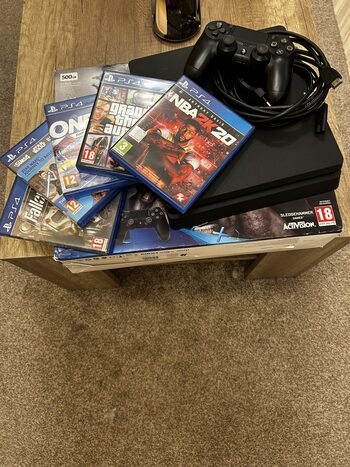 PlayStation 4, Black, 500GB
