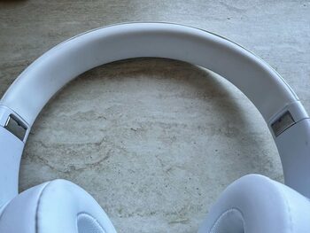 Beats Solo Wireless for sale