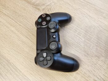 Playstation 4 Dualshock 4, V2 juodas originalus pultelis