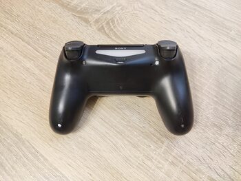 Get Playstation 4 Dualshock 4, V2 juodas originalus pultelis