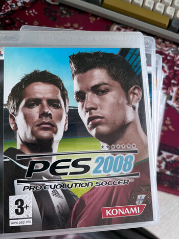 ps3 konsolė su žaidimais.