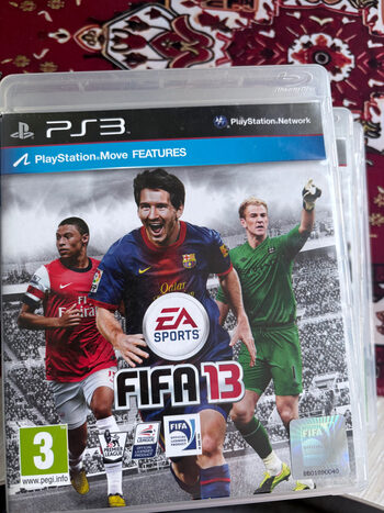 ps3 konsolė su žaidimais.