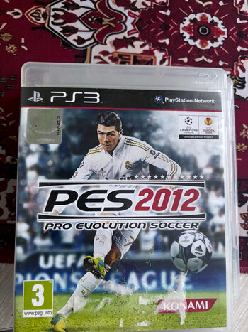 ps3 konsolė su žaidimais.