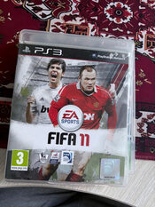 ps3 konsolė su žaidimais.