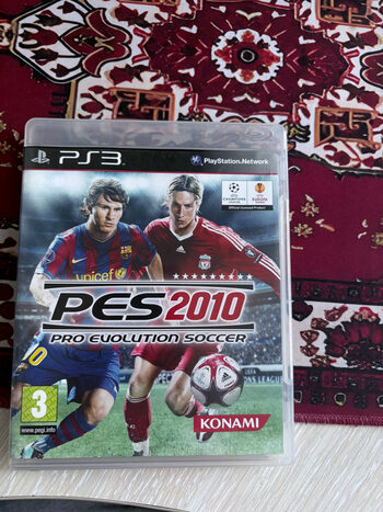 ps3 konsolė su žaidimais.